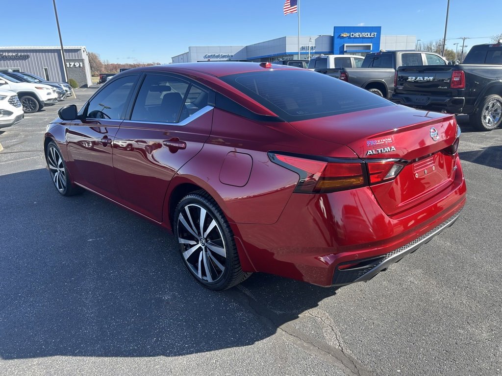Used 2020 Nissan Altima 2.5 SR w/ Premium Package image 4