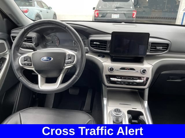 Used 2023 Ford Explorer XLT w/ Equipment Group 202A AWD/4WD image 12