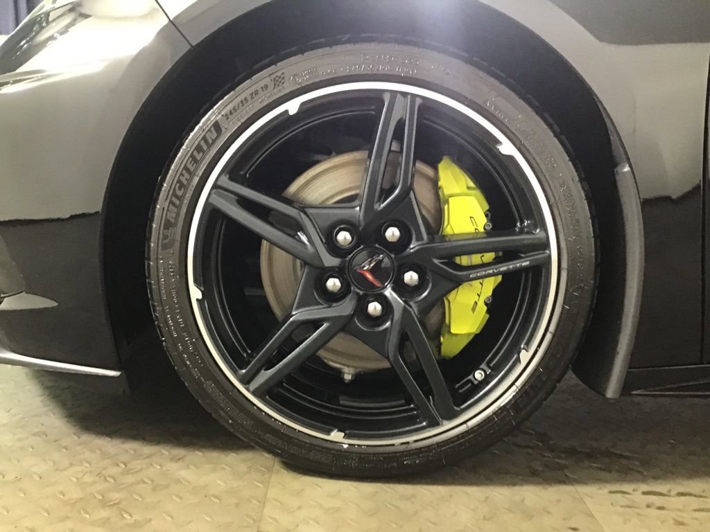 Used 2021 Chevrolet Corvette Stingray Preferred Cpe w/ Z51 Performance Package RWD image 11