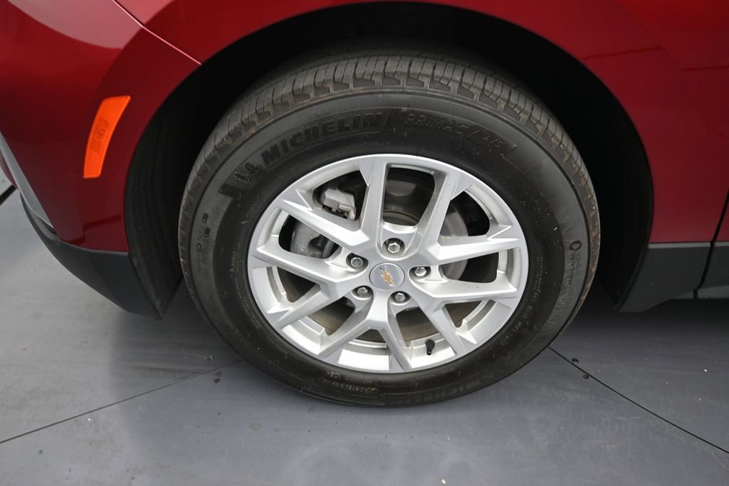 Used 2024 Chevrolet Equinox LT FWD image 9