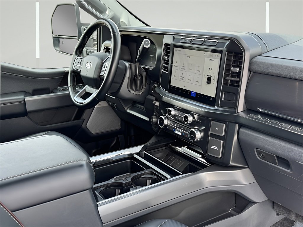 Used 2023 Ford F250 Lariat image 6