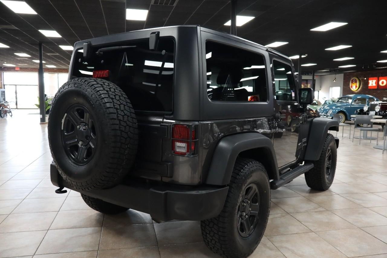 Used 2018 Jeep Wrangler Sport w/ Connectivity Group AWD/4WD image 6