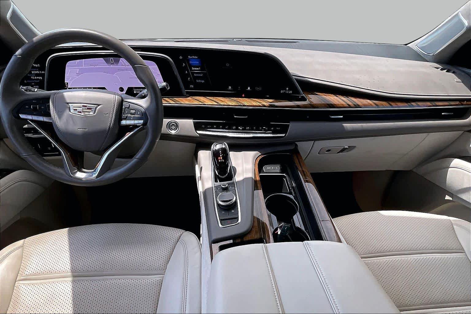 Used 2021 Cadillac Escalade Sport Platinum AWD/4WD image 16