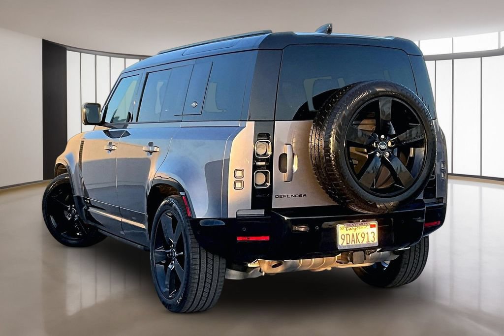 Certified 2023 Land Rover Defender 110 X AWD/4WD image 4