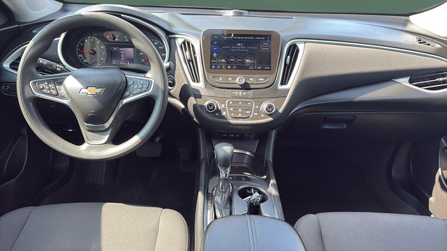 Used 2024 Chevrolet Malibu LT FWD image 19