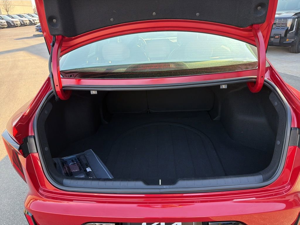 Used 2025 Kia K4 GT-Line w/ GT-Line Premium Package image 17