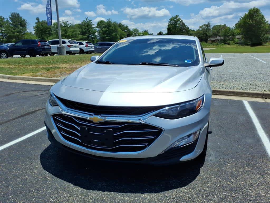 Used 2022 Chevrolet Malibu LT FWD image 4