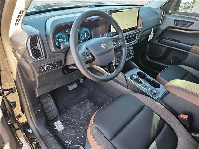 New 2025 Ford Bronco Sport Outer Banks image 3