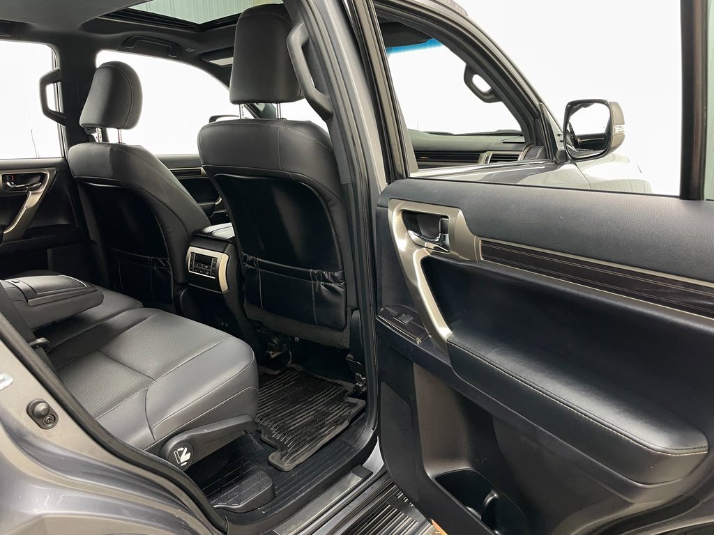 Used 2021 Lexus GX 460 Premium image 46
