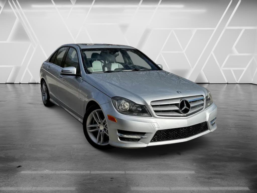 Used 2012 Mercedes-Benz C 250 Sedan w/ Premium 1 Pkg image 4