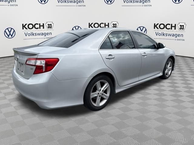 Used 2012 Toyota Camry SE w/ Leather Pkg image 8