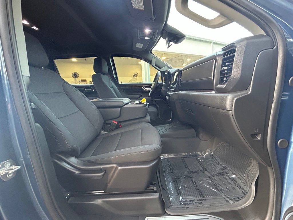 Used 2024 Chevrolet Silverado 1500 LT w/ Protection Package RWD image 23