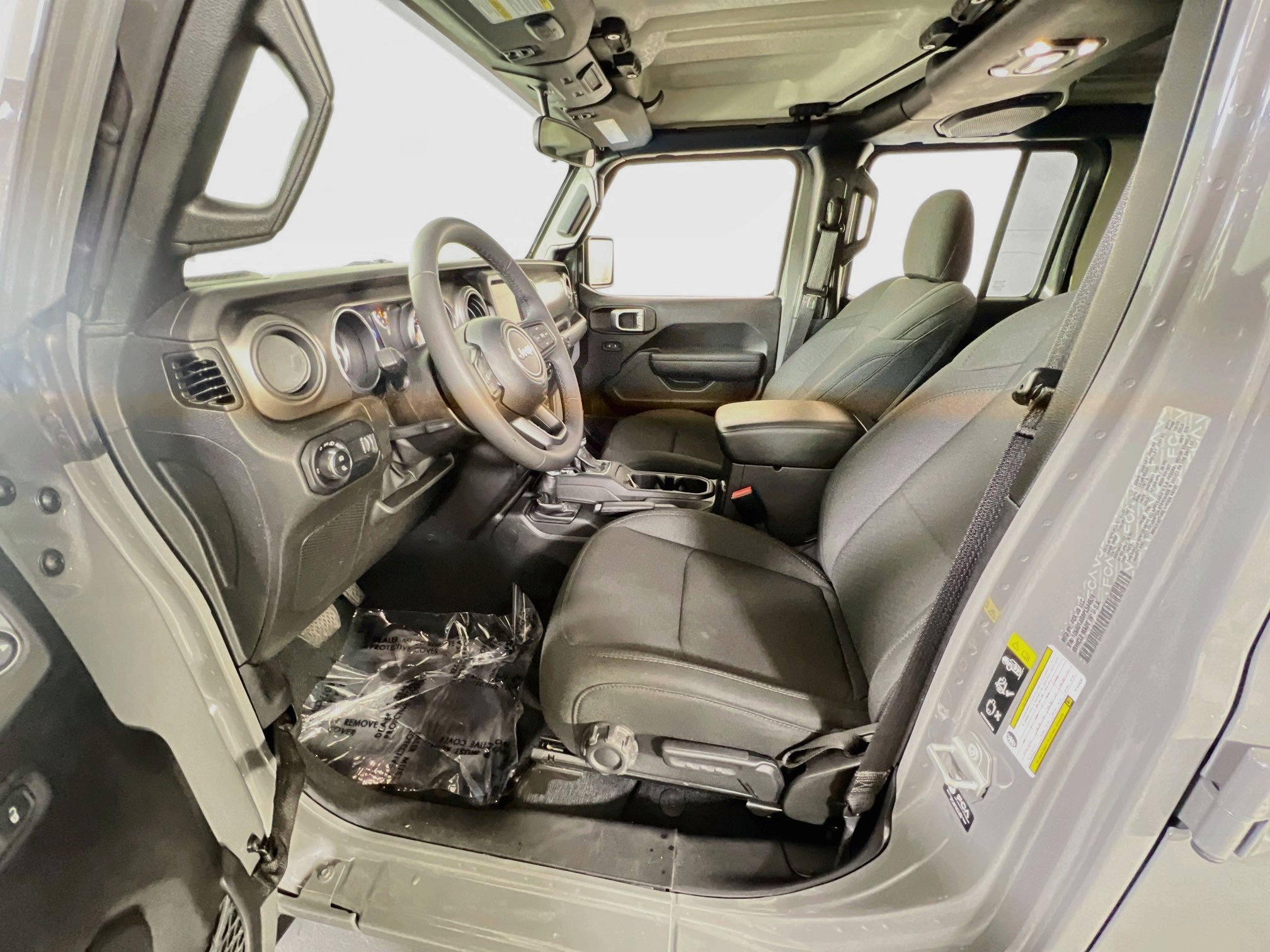 Used 2023 Jeep Gladiator Sport AWD/4WD image 19