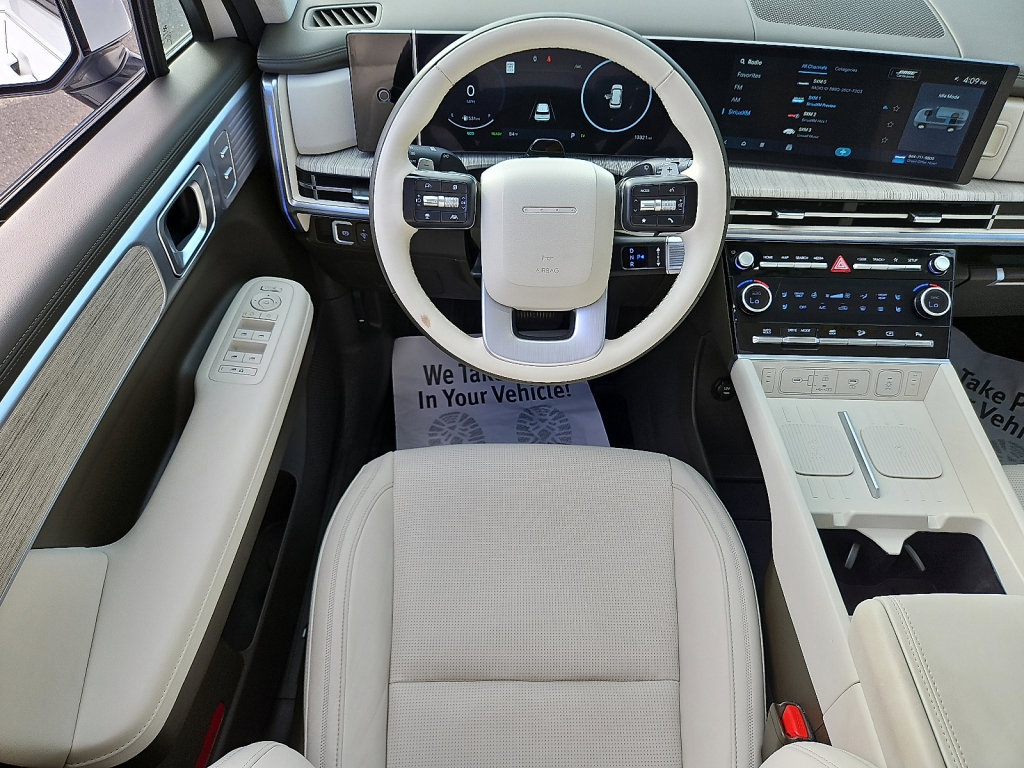 Used 2025 Hyundai Santa Fe Calligraphy image 21