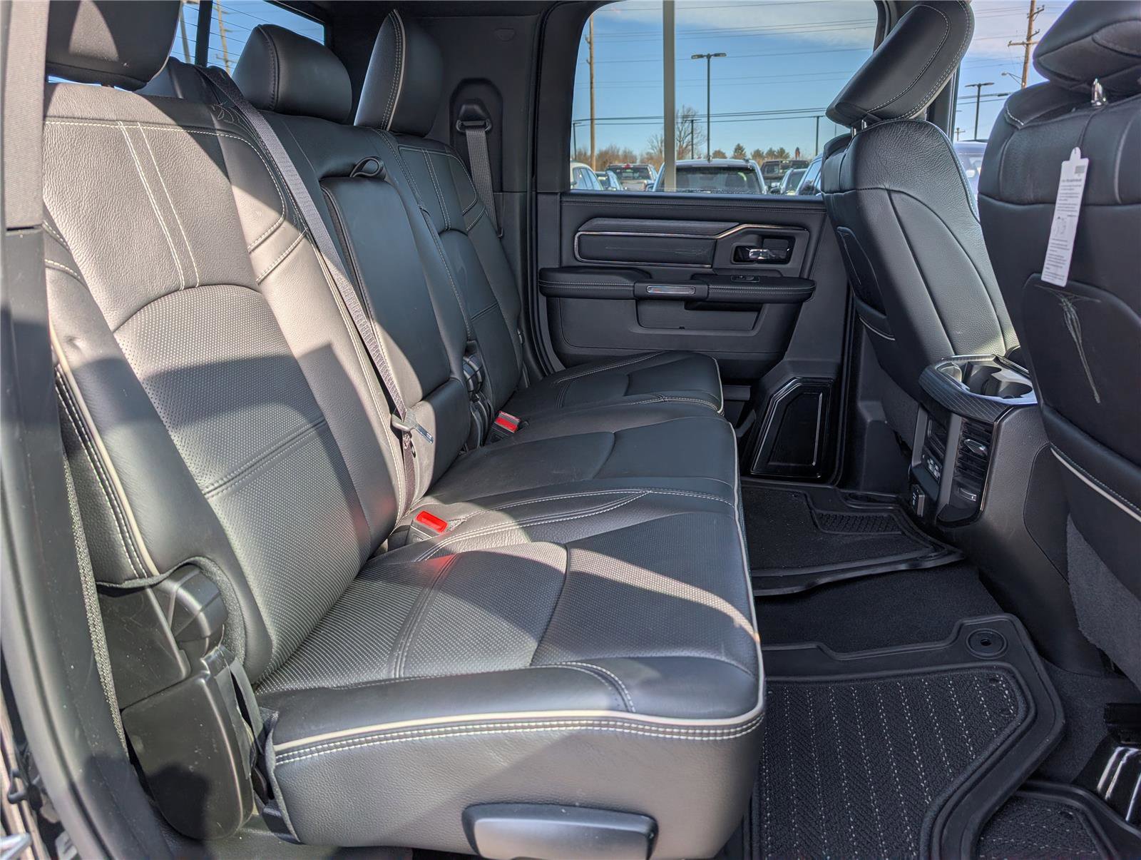 Used 2024 RAM 3500 Limited image 16