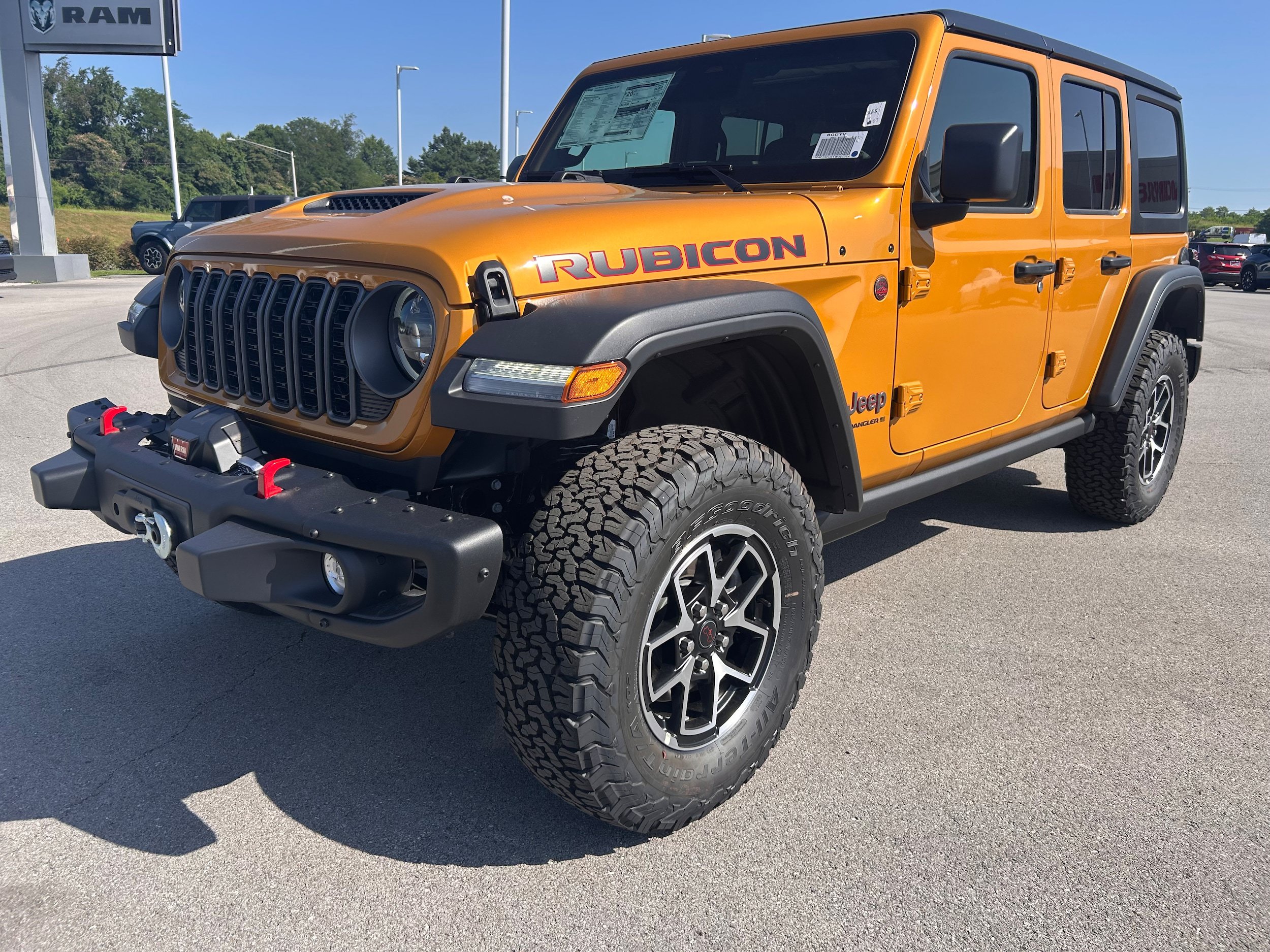 New 2026 Jeep Wrangler Unlimited Rubicon w/ Steel Bumper Group AWD/4WD image 7