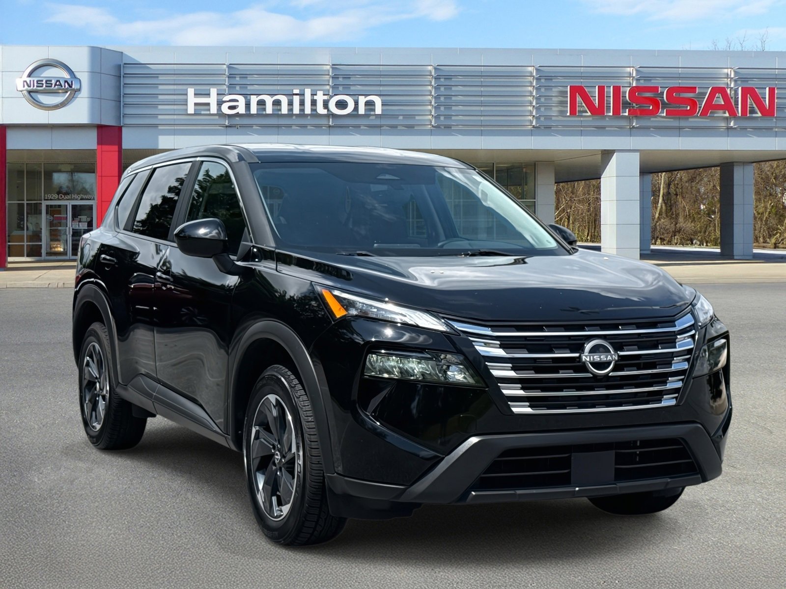 Used 2024 Nissan Rogue SV