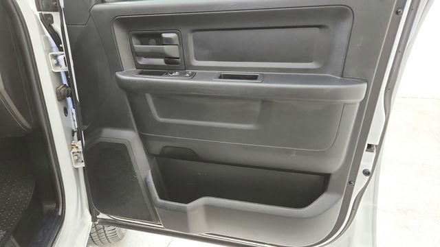 Used 2014 RAM 3500 Tradesman w/ Chrome Appearance Group image 22