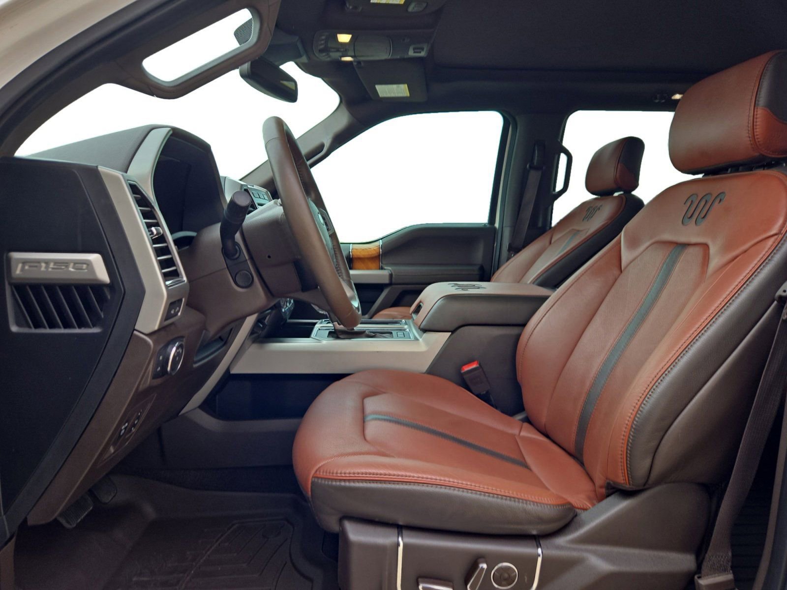 Used 2018 Ford F150 King Ranch w/ Equipment Group 601A Luxury AWD/4WD image 12
