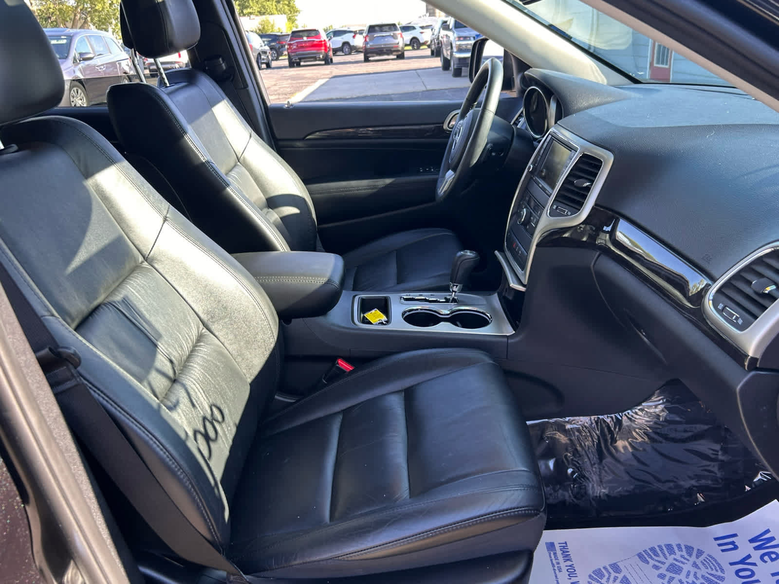 Used 2013 Jeep Grand Cherokee Laredo AWD/4WD image 26