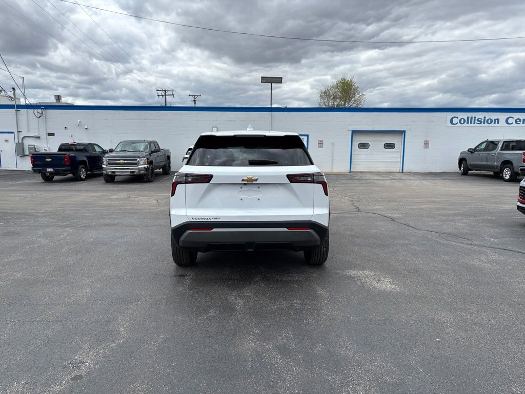 New 2026 Chevrolet Equinox LT w/ Convenience Package II AWD/4WD image 5