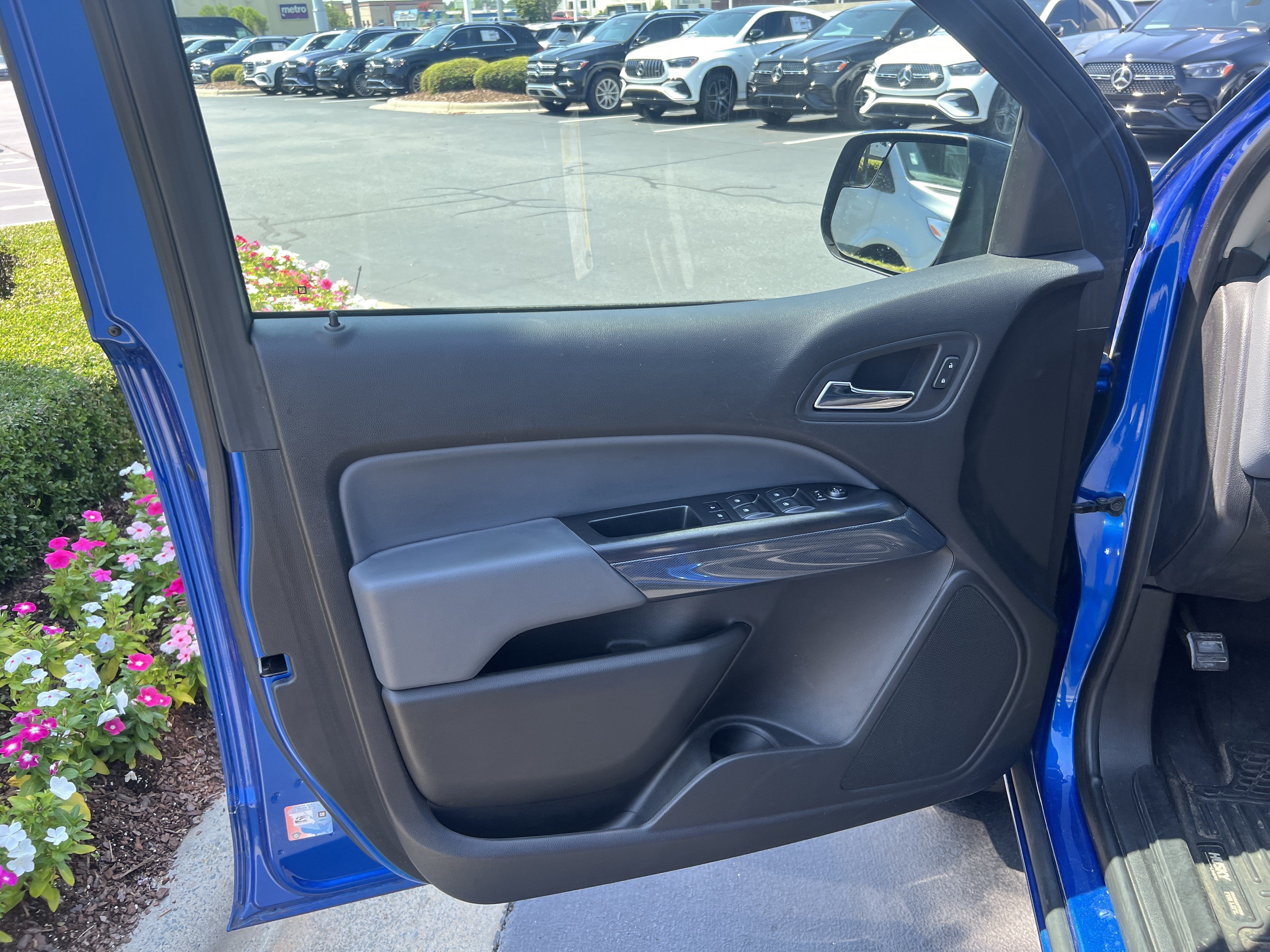 Used 2018 Chevrolet Colorado Z71 AWD/4WD image 14