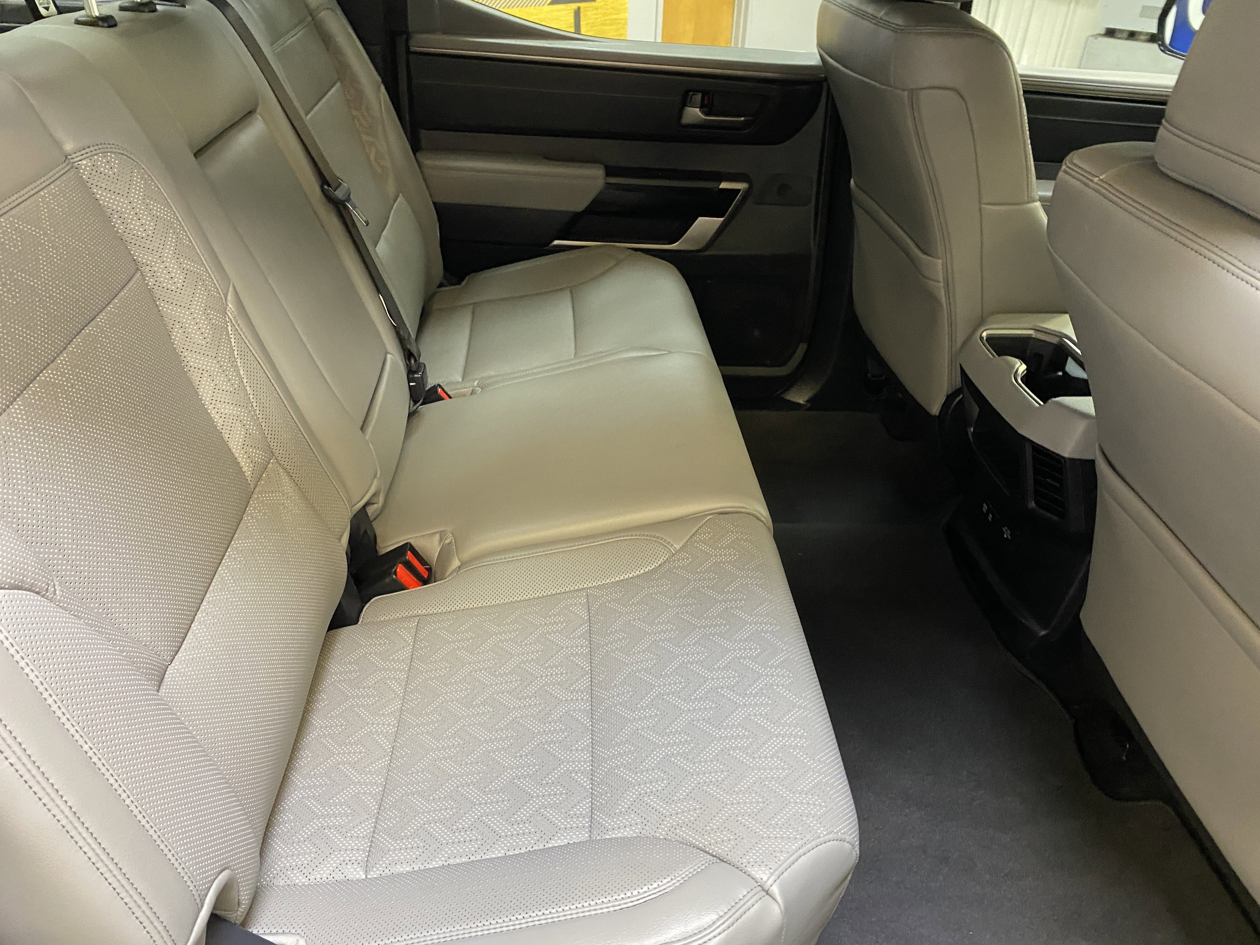 Used 2025 Toyota Tundra Limited w/ Power Package image 30