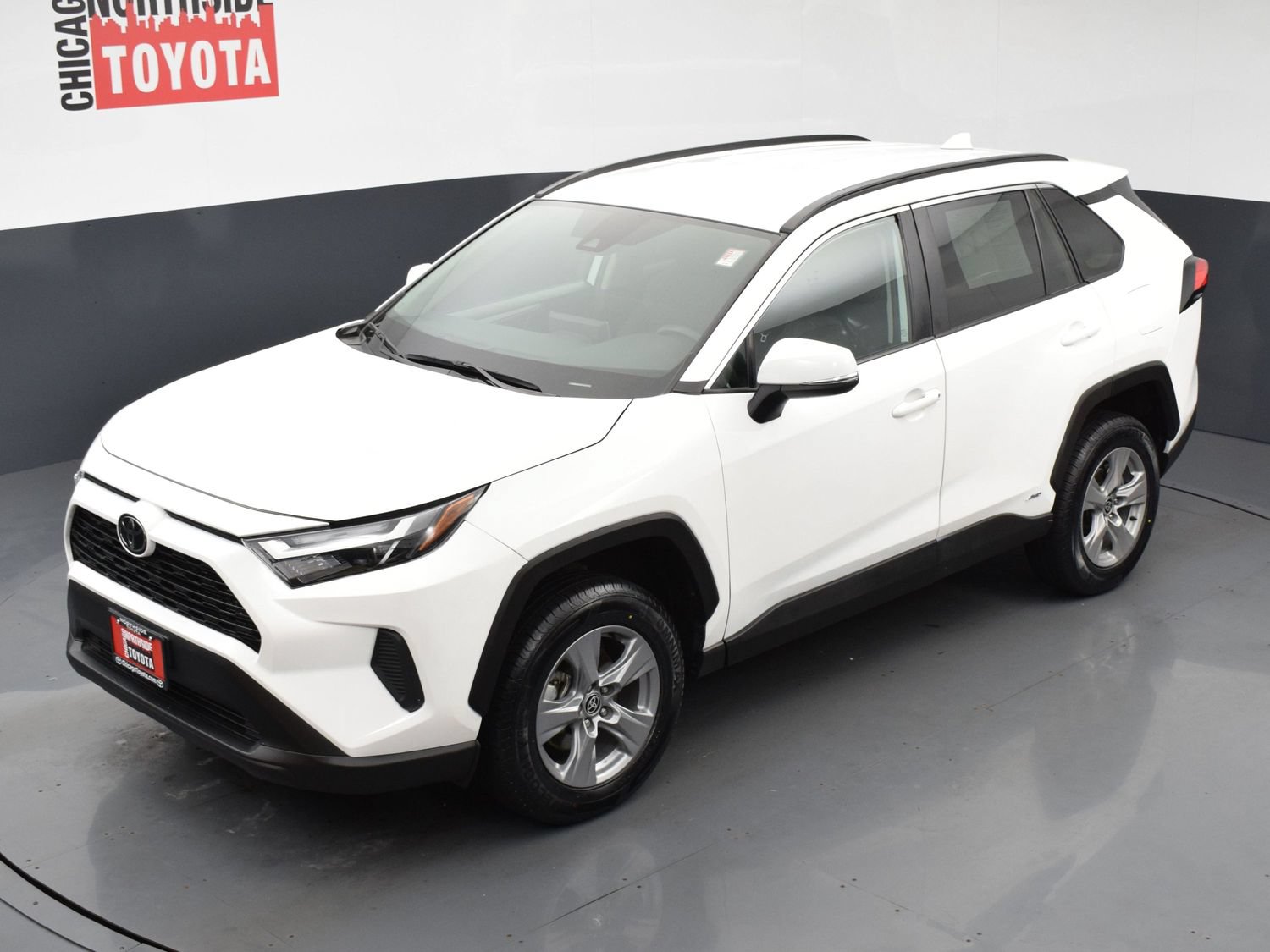 Used 2025 Toyota RAV4 XLE AWD/4WD image 23