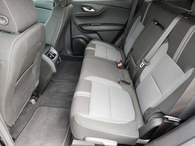 Used 2024 Chevrolet Blazer LT w/ Convenience Package FWD image 12