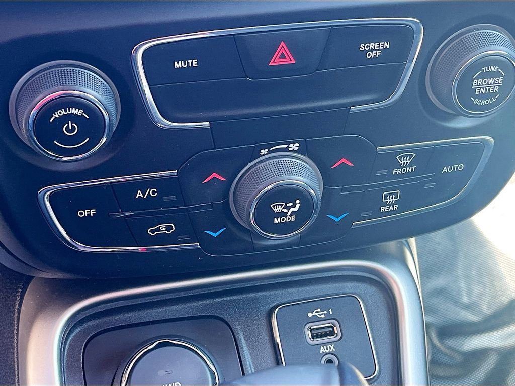 Used 2019 Jeep Compass Sport image 16