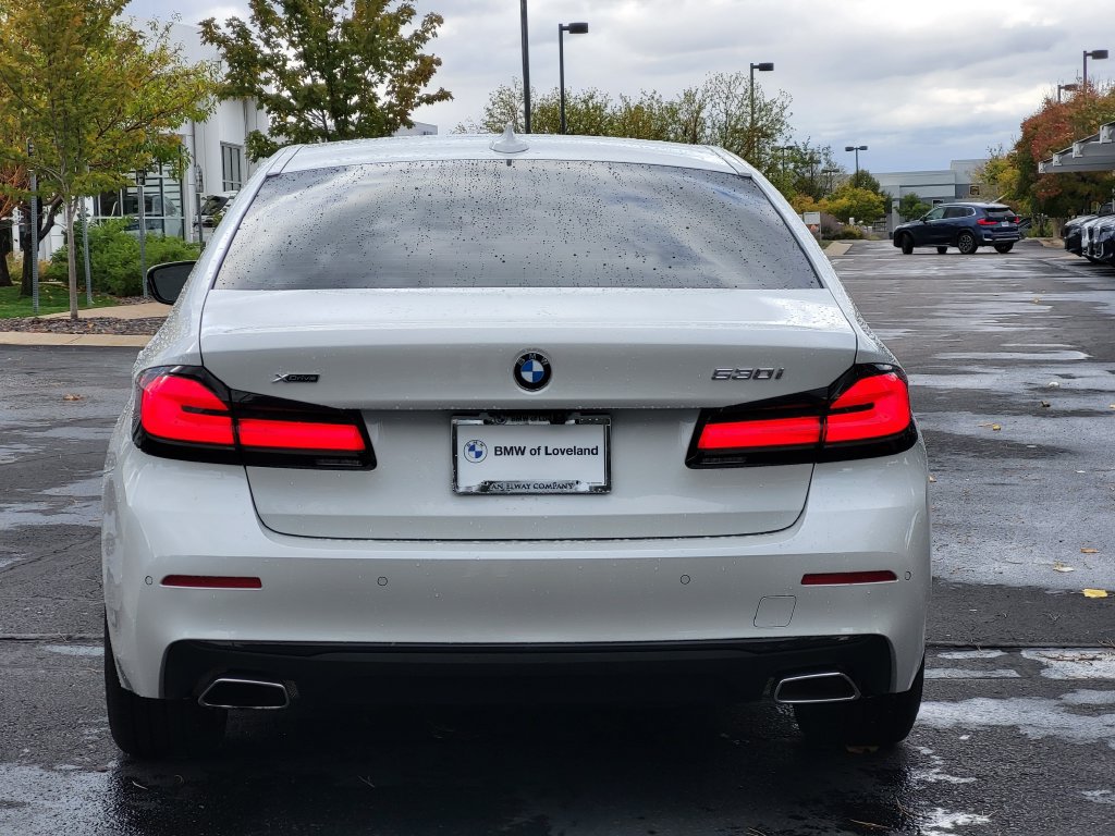 Used 2023 BMW 530i xDrive w/ Executive Package AWD/4WD image 9