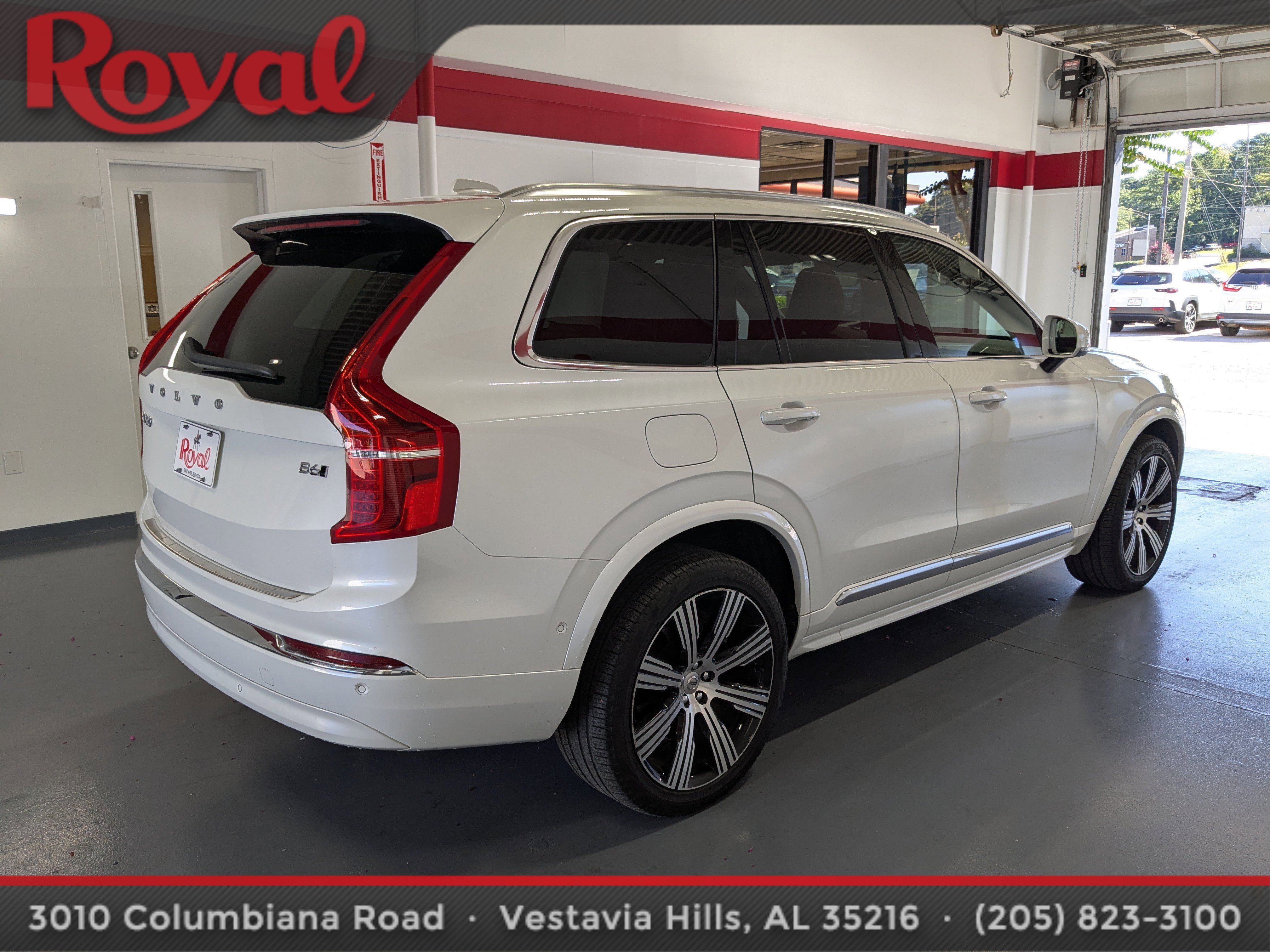 Used 2023 Volvo XC90 B6 Ultimate image 4