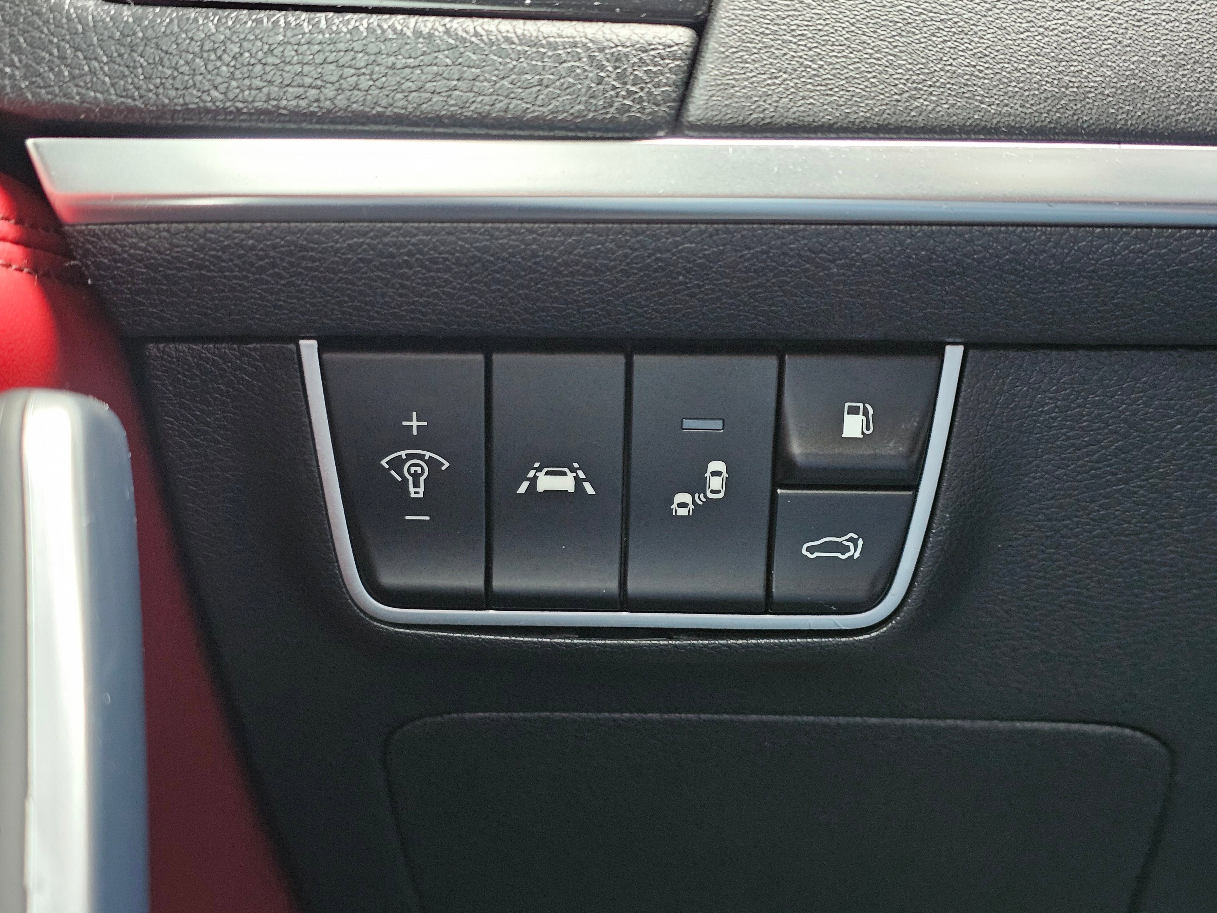 Used 2019 Kia Stinger GT2 image 34