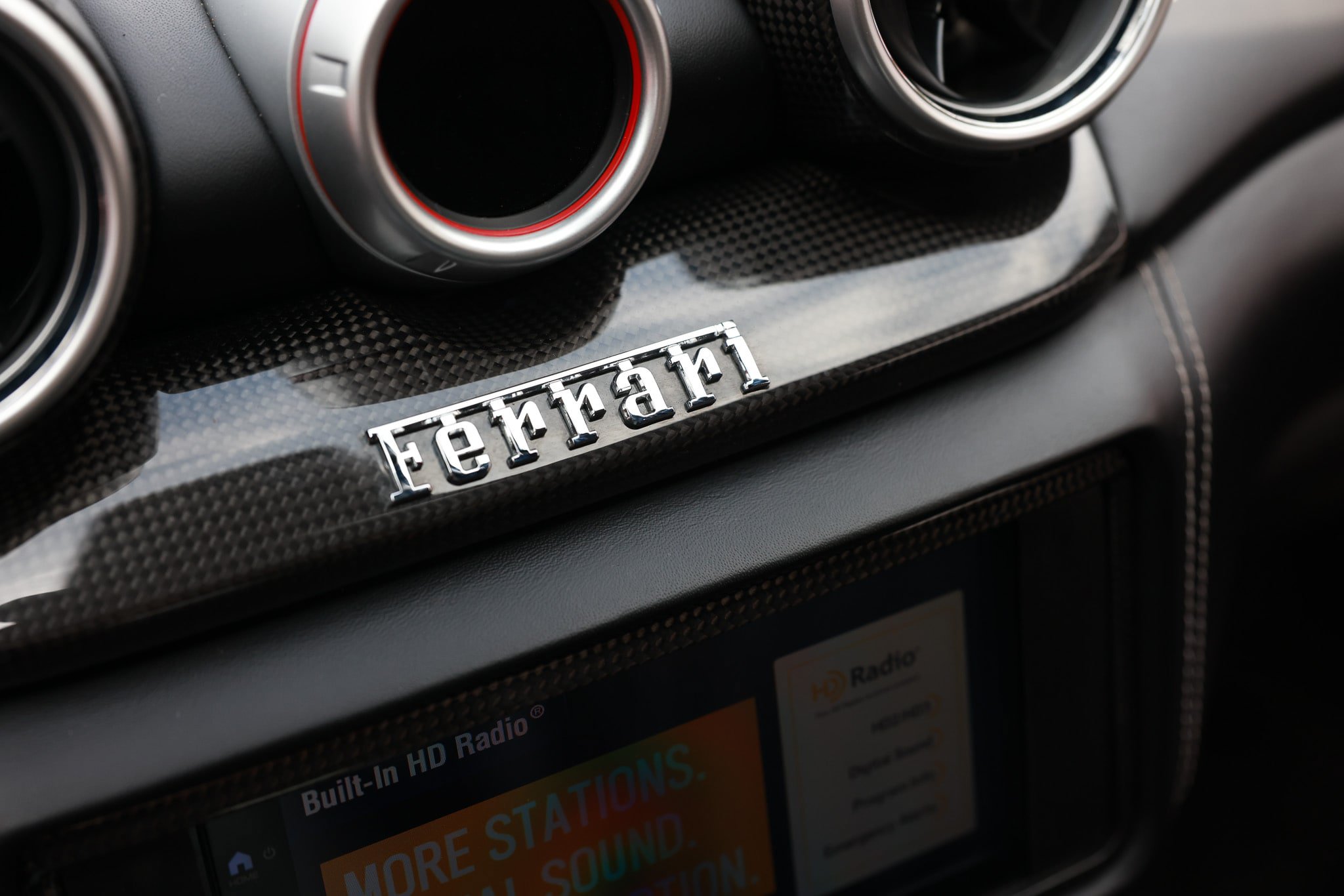 Used 2015 Ferrari California T RWD image 44