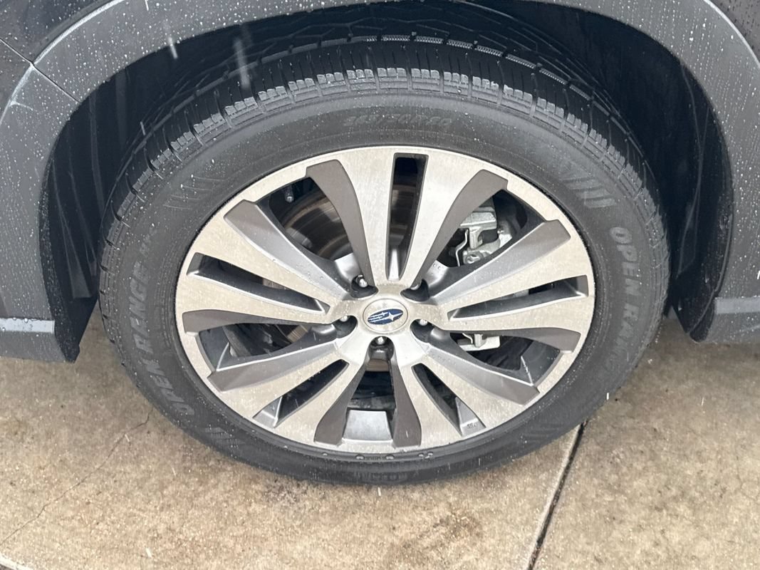 Used 2022 Subaru Ascent Limited AWD/4WD image 11