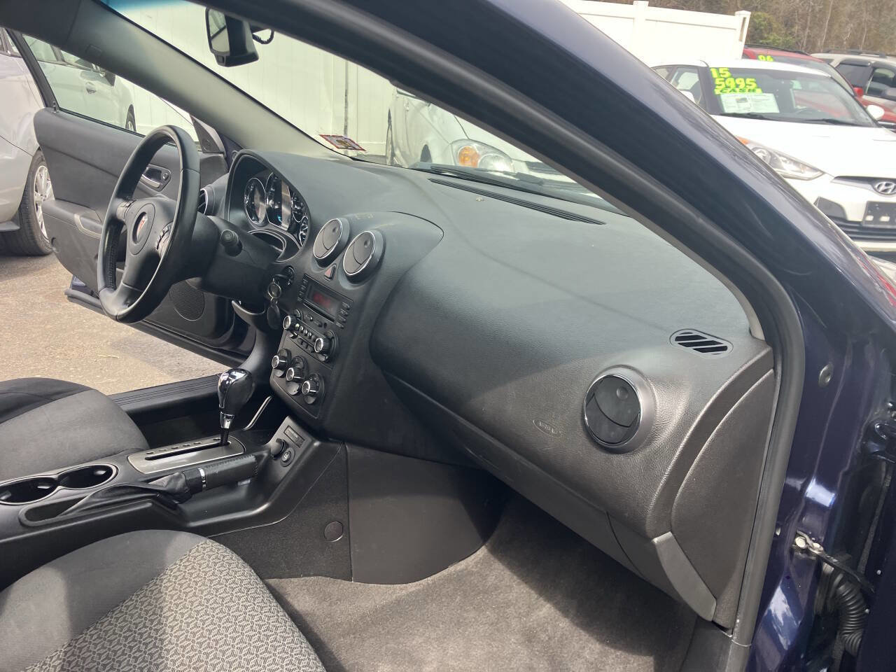 Used 2009 Pontiac G6 Sedan w/ Sun And Sound Package image 24