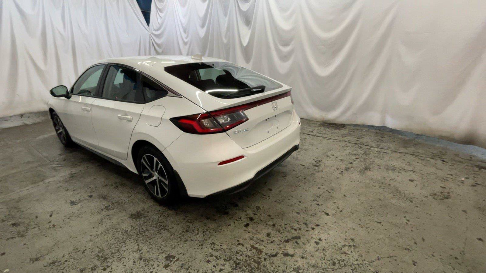 Used 2024 Honda Civic LX image 9