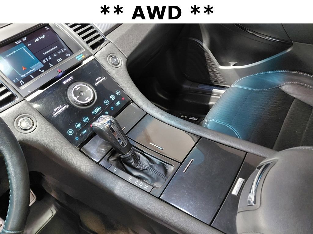 Used 2018 Ford Taurus SHO image 5