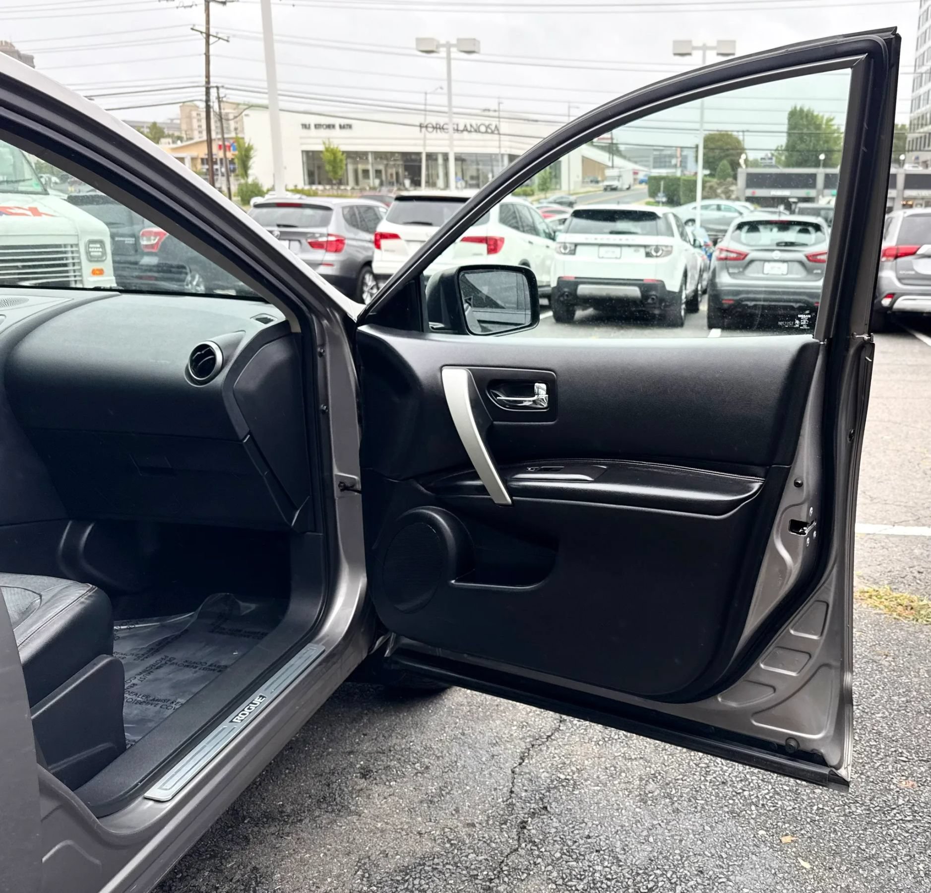 Used 2012 Nissan Rogue SL AWD/4WD image 35