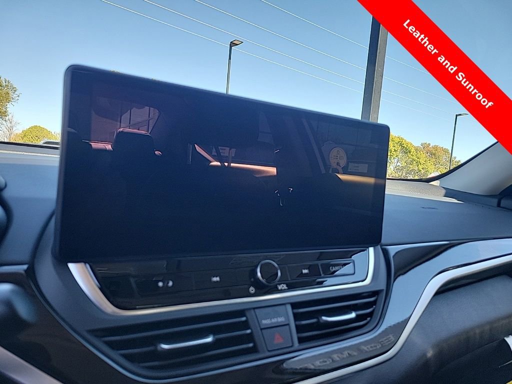 New 2025 Nissan Altima 2.5 SR w/ SR Premium Package image 25