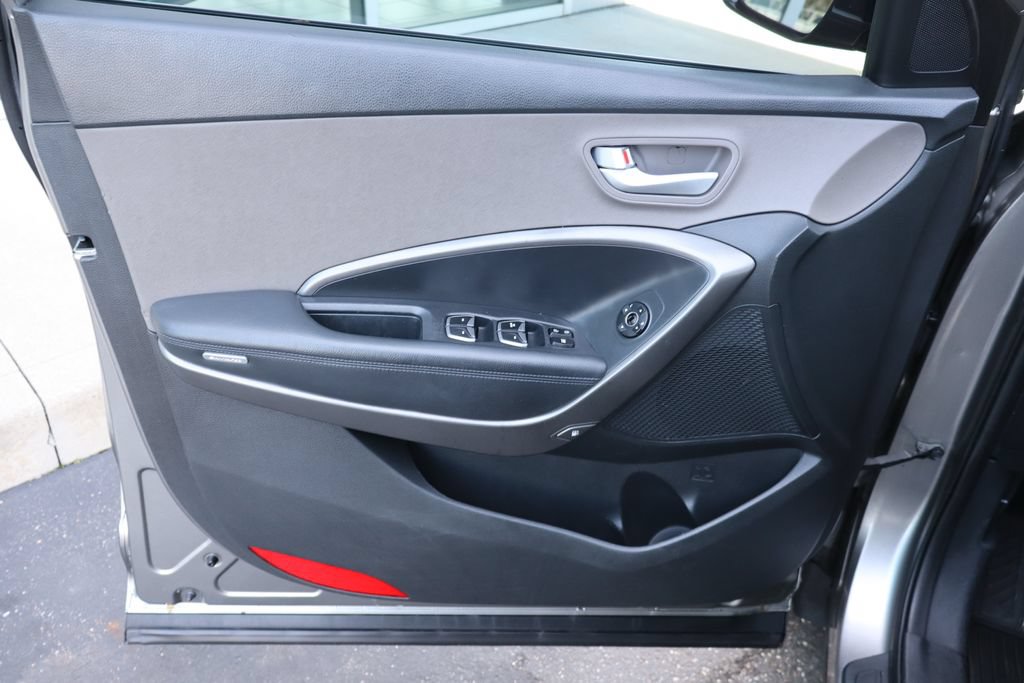 Used 2013 Hyundai Santa Fe Sport w/ Popular Equipment Pkg AWD/4WD image 16