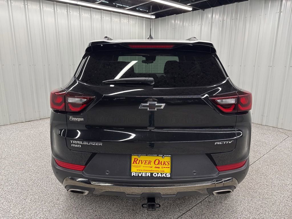 Used 2024 Chevrolet TrailBlazer ACTIV w/ Driver Confidence Package AWD/4WD image 5