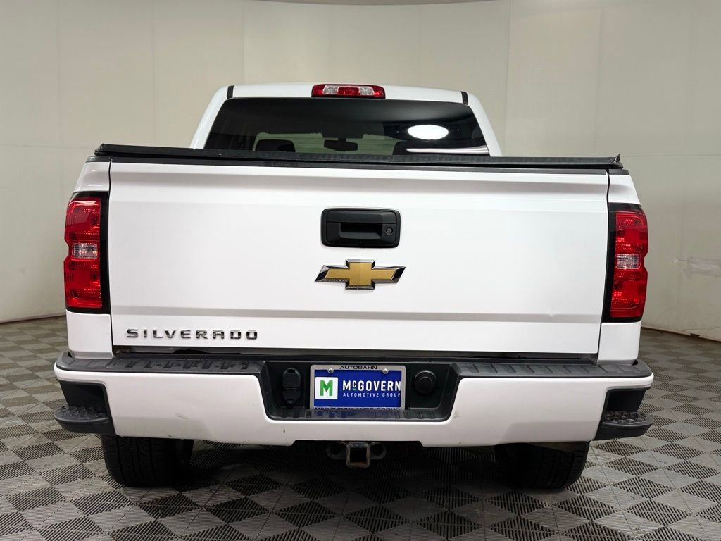 Used 2018 Chevrolet Silverado 1500 Custom w/ Custom Convenience Package image 5