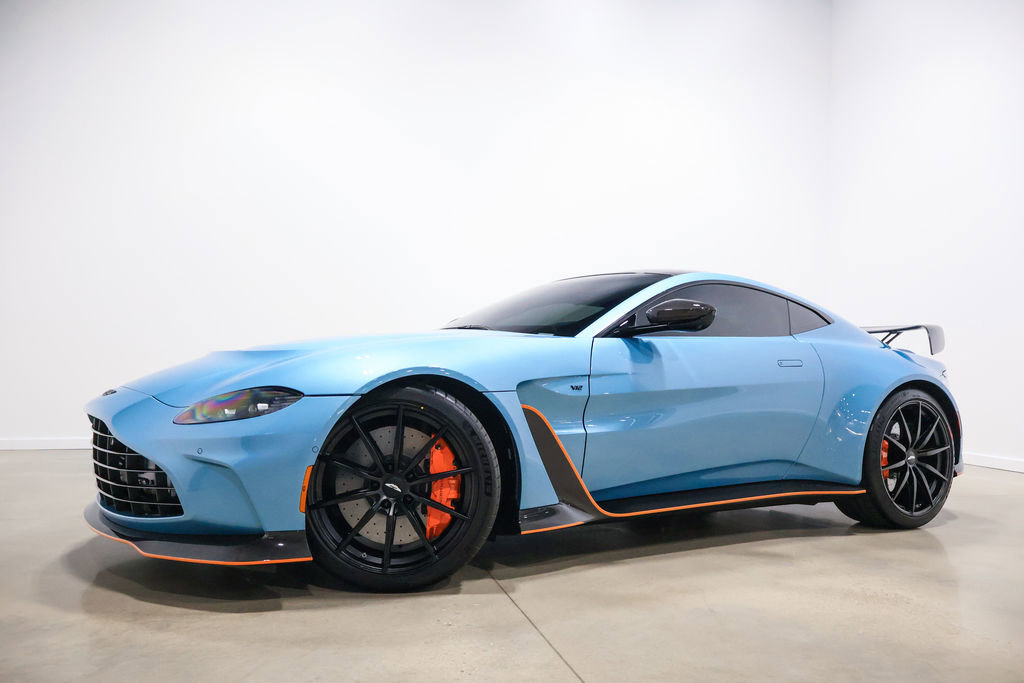 Used 2023 Aston Martin V12 Vantage image 2