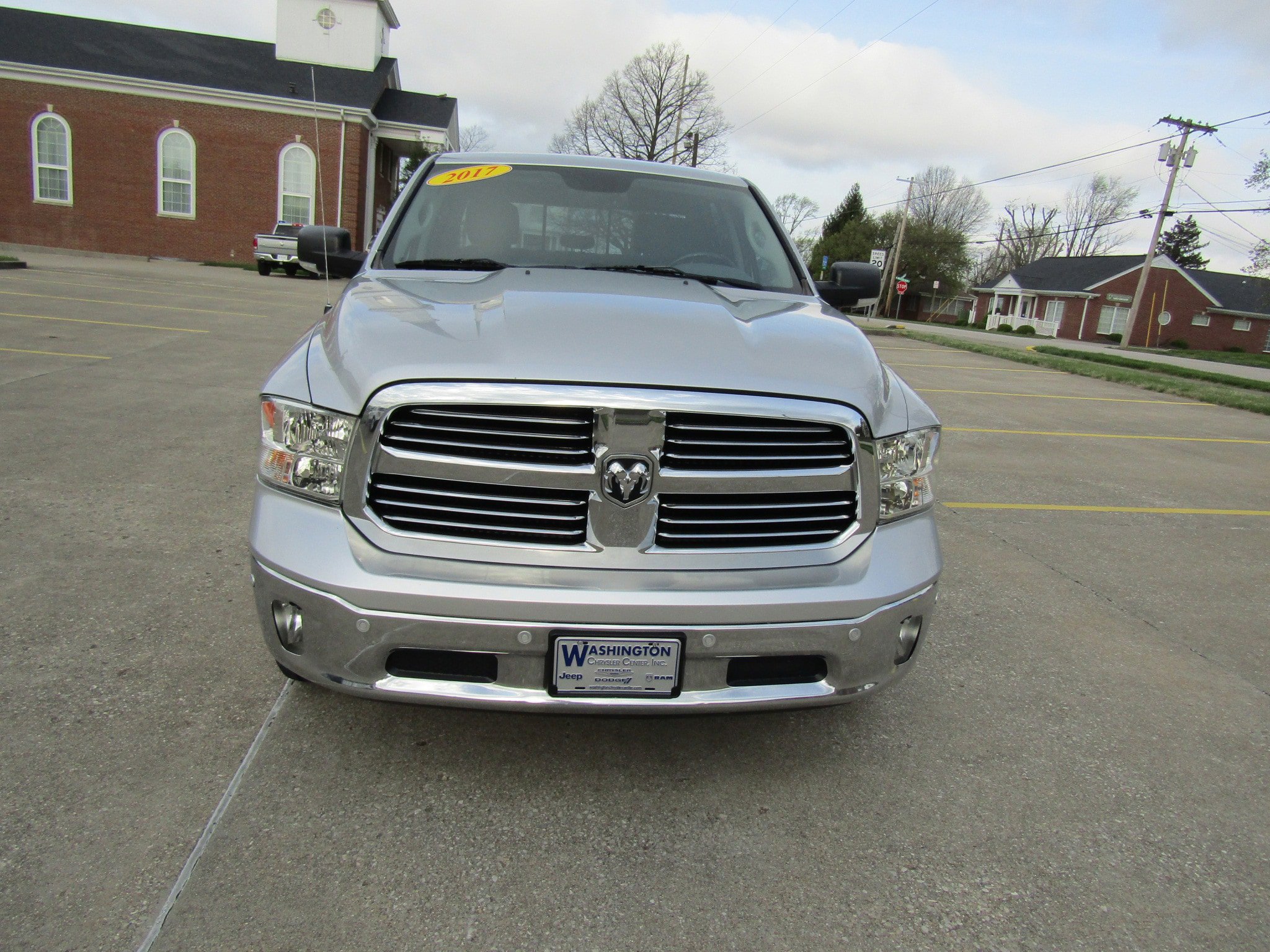 Used 2017 RAM 1500 Lone Star RWD image 8