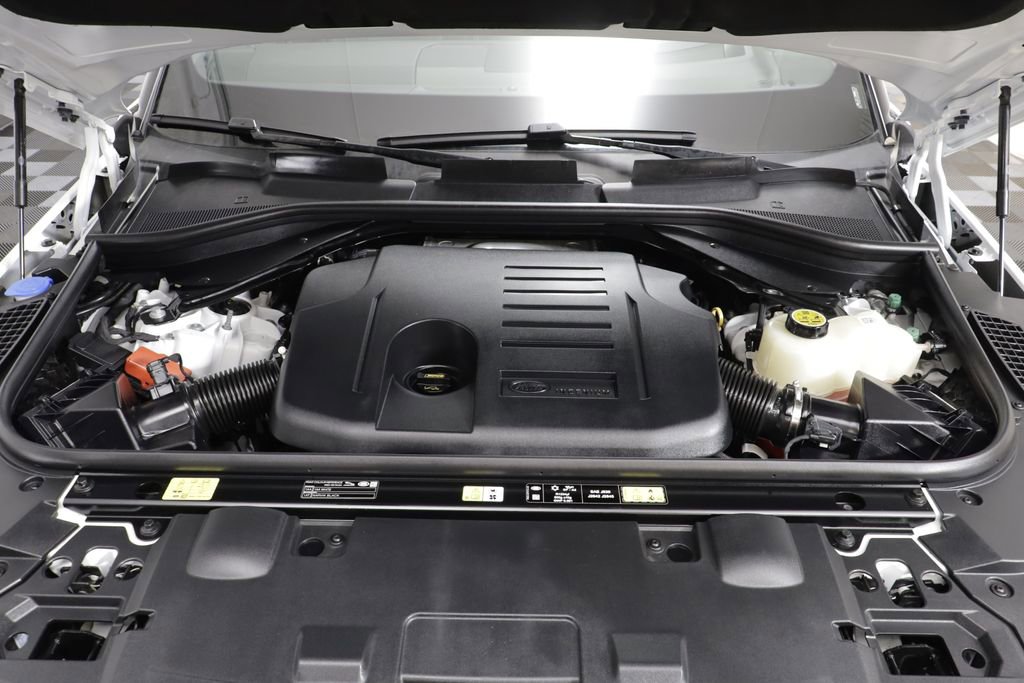 Certified 2025 Land Rover Range Rover Sport SE AWD/4WD image 24