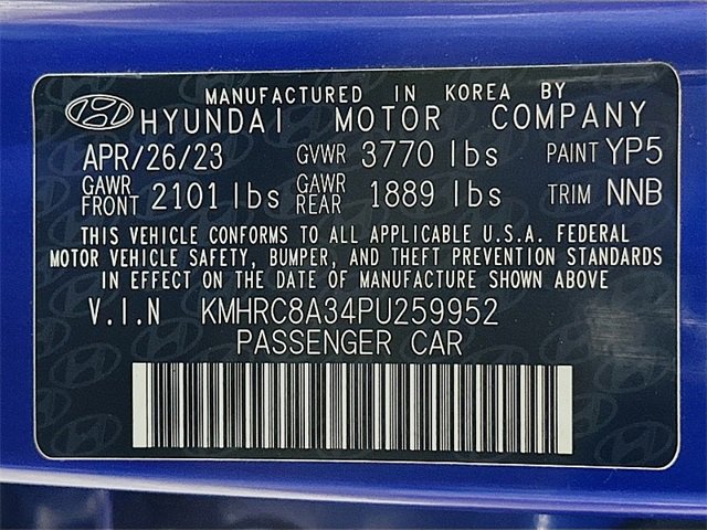 Used 2023 Hyundai Venue Limited image 32