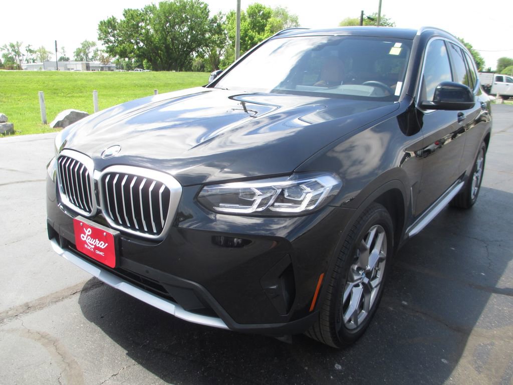 Used 2024 BMW X3 xDrive30i w/ Convenience Package w/ZPA AWD/4WD image 11