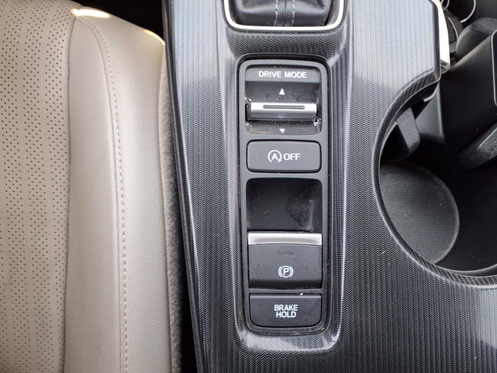 Used 2024 Honda Civic Touring image 16