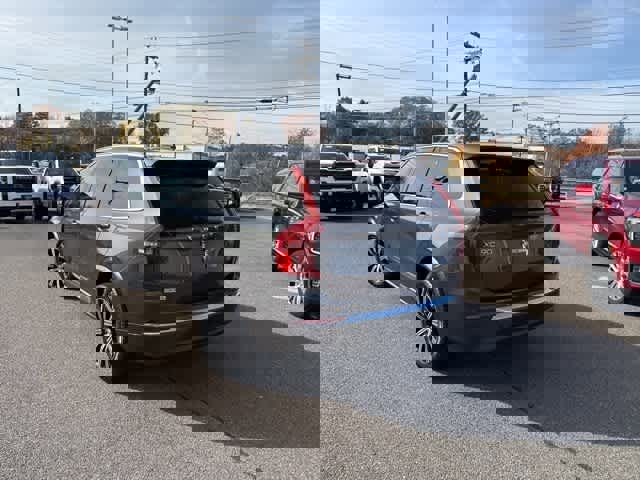 Used 2023 Volvo XC90 B6 Plus w/ Protection Package image 5